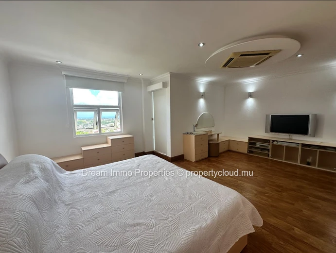 Superb Duplex Penthouse With Mountain Views In Quatre Bornes – Mauritius