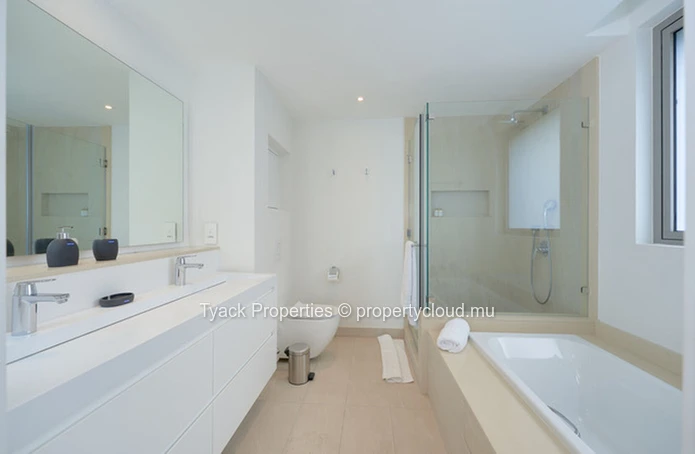 Appartement avec accès exceptionnel au lagon