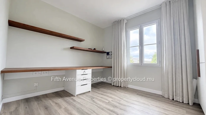 MOKA – Beau duplex meublé de style scandinave à louer – 3 chambres