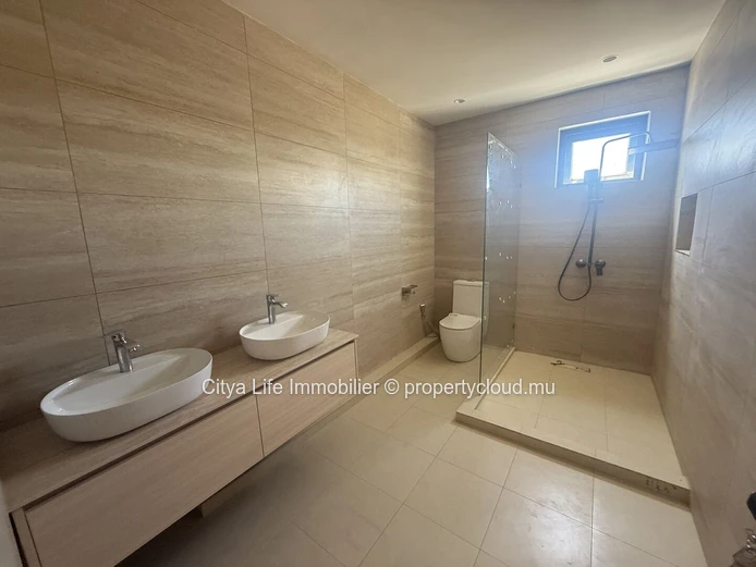 Luxury Furnished Villa with Sea Views – Flic en Flac