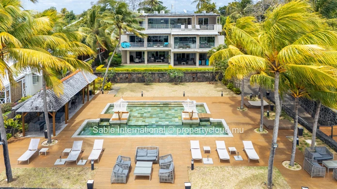 Luxury Beachfront Penthouse in Cap Malheureux with Sea Views and Communal Pool - Fully Furnished and Equipped 