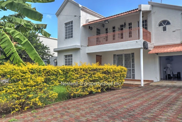 Maison familiale entièrement meublée