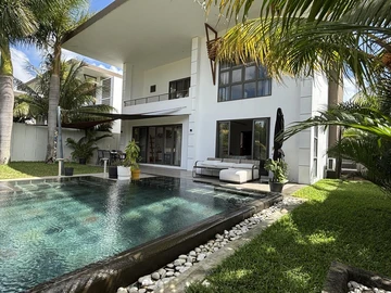 4 Bedroom Villa