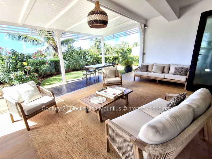 Ground Floor Sea View Apartment