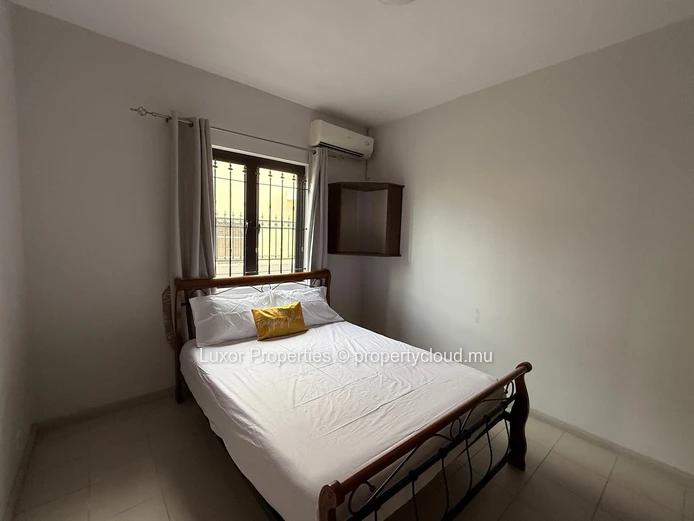 Villa de 2 Chambres à Louer | Flic en Flac