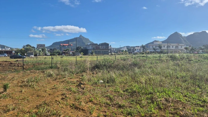 Grand Terrain Pour Villa Ou Projet Immobilier Dans Smart City L'avenir - Ile Maurice