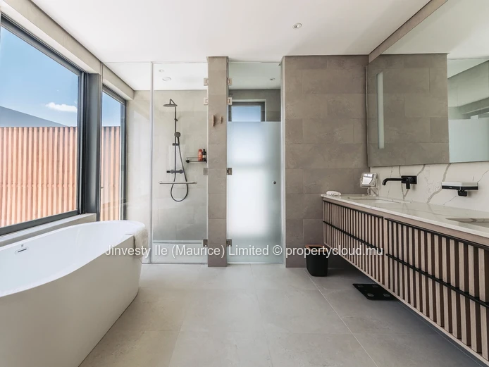 JINVESTY ILE MAURICE : Exclusivité villa de luxe Mont Choisy GOLF