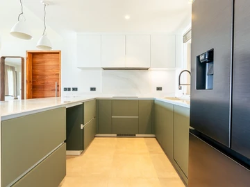 3 Bedroom Apartment
