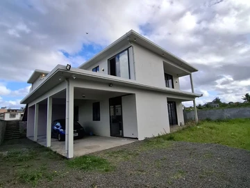 6 Bedroom House