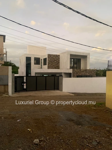 Villa contemporaine 4 chambres avec piscine privée
