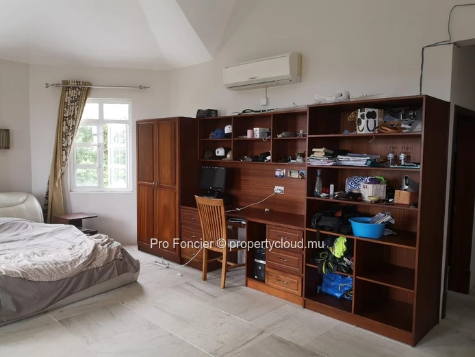 House for sale in  La Gaulette - Two-Storey house with panoramic  views.