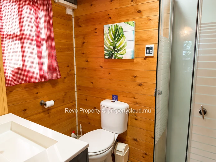 Exclusive Land with Waterfall Views in Central Moka