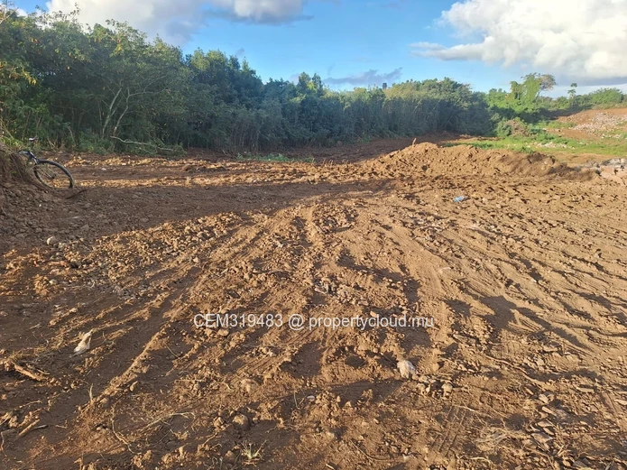 8 Residential plots for Sale – Mont Mascal, Petit Raffray 