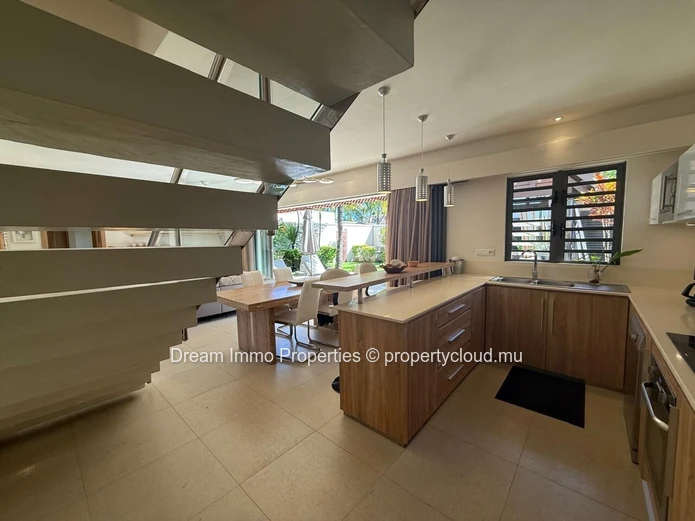 Belle villa moderne de 2 chambres au Clos du Littoral à Grand Baie – Ile Maurice