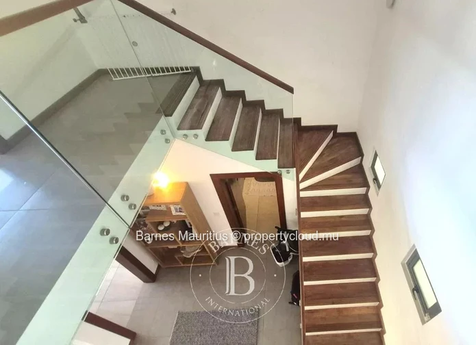 GRAND BAIE – Villa moderne et spacieuse avec piscine – 3 chambres