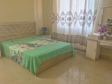 6 Bedroom House