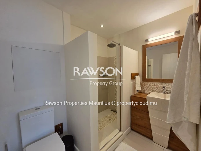 3-Bedroom Apartment | Ground Floor | Sea View | Beachfront | Cap Malheureux