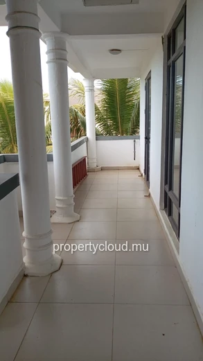 Appartement 2 chambres à louer – Grand Baie, Île Maurice
