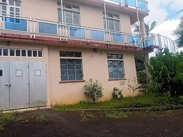 7 Bedroom House