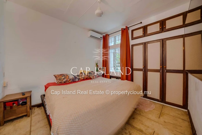 Maison coloniale sur un terrain de 3400m2 proche plage