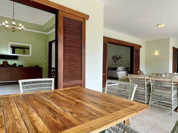 4 Bedroom Villa