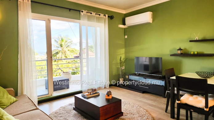 Renovated 3-bedroom apartment for rent in the heart of Tamarin