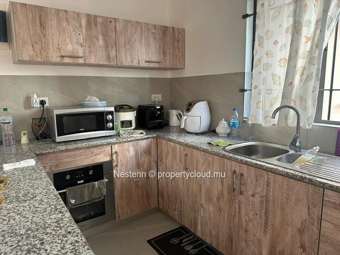 3 bedroom duplex in a secure residence.