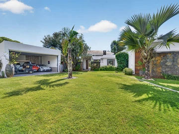 4 Bedroom Villa