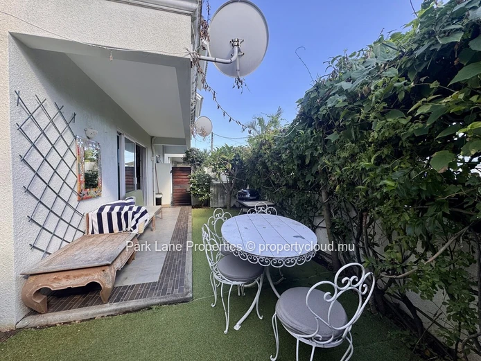 Charming 2 beds apartment close to all amenities