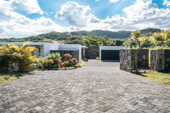Villa de Plain-Pied à Vendre à Heritage Villas Valriche, Bel Ombre, Île Maurice