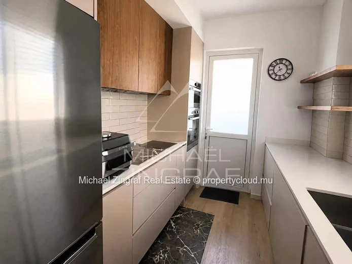 3-Bedroom Duplex with Private Pool – Tamarin