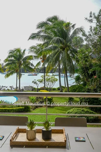 Grand Bay Waterfront Retreat