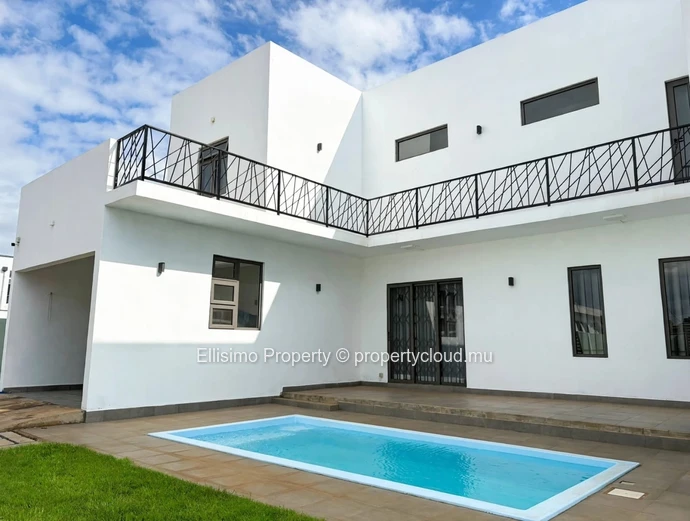Maison de 5 chambres avec piscine à vendre à Albion