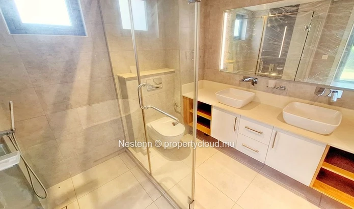 Superb 3-bedroom apartment in a secure residence