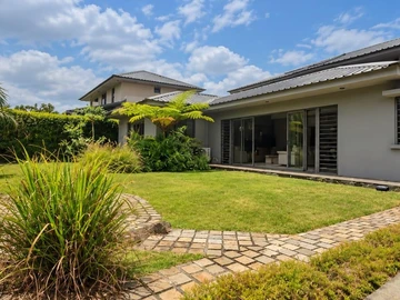 4 Bedroom Villa