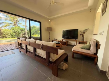 4 Bedroom Villa