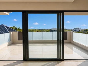 5 Bedroom Townhouse, Duplex