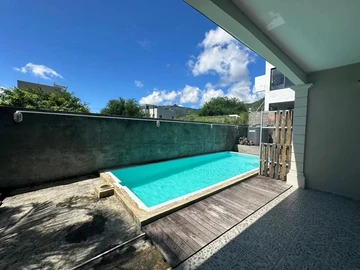 6 Bedroom Townhouse, Duplex
