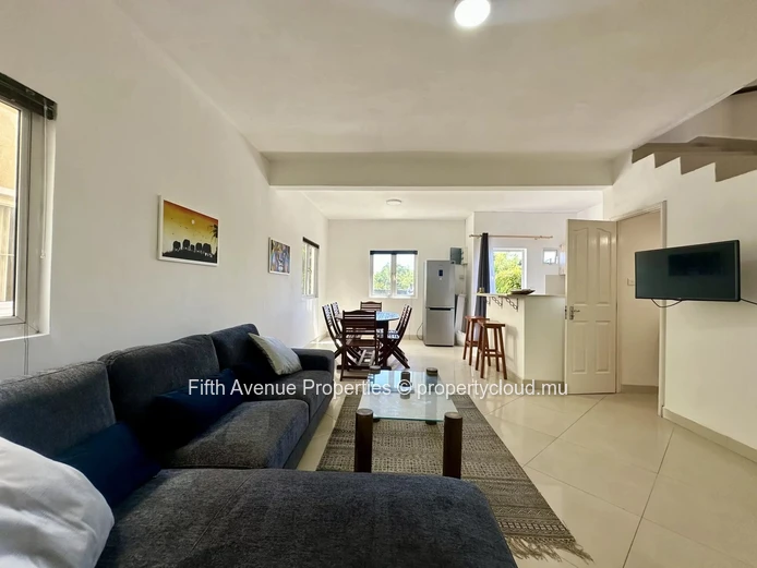 Two-bedroom duplex in a secure residence with swimming pool