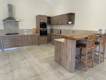 4 Bedroom Villa