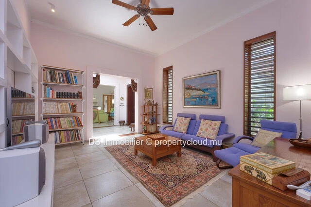 For Sale – 3-Bedroom Villa + Office – Unfurnished – Private Residence – Balaclava