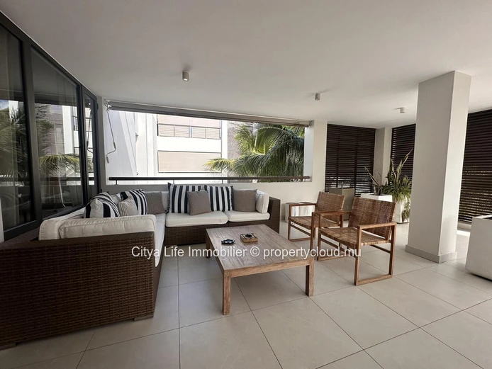 Penthouse PDS à vendre à Grand Baie, 401m², 3 chambres, piscine privée, Prix $.