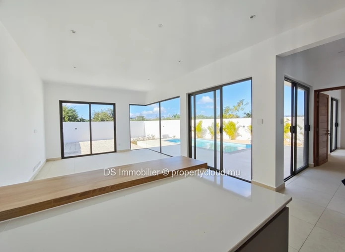 À Vendre – Villa Neuve Semi-Meublée À Cap Malheureux - Nord