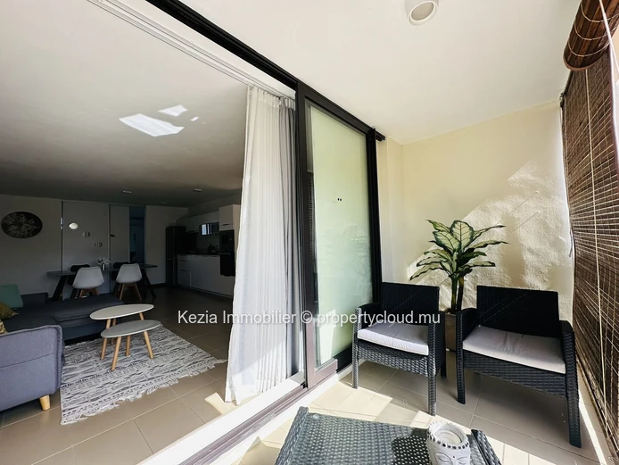 Contemporary apartment close to the beach