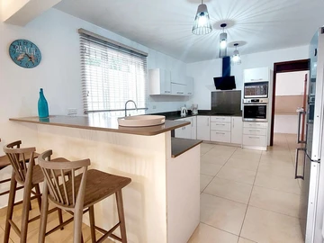 4 Bedroom Villa