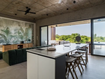 4 Bedroom Villa