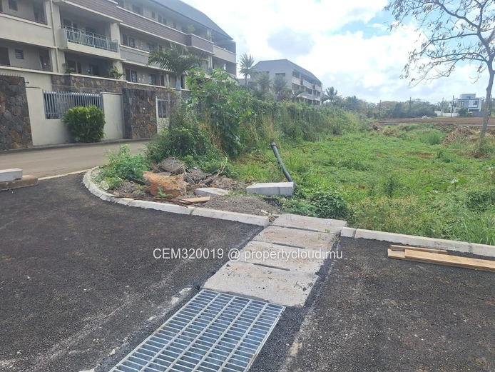 Terrain à Vendre – Chemin 20 Pieds, Pereybere