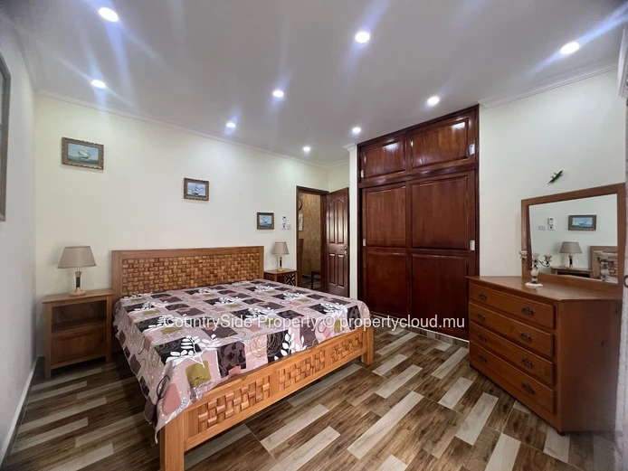 Walking distance to the beach