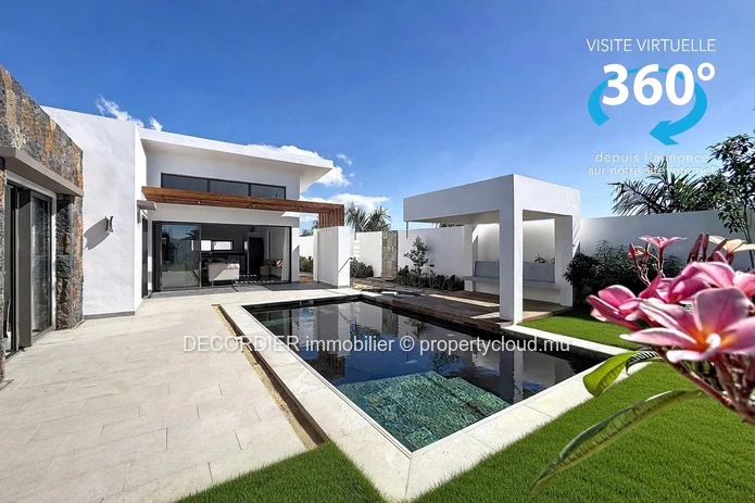 Maison moderne dans une résidence sécurisée