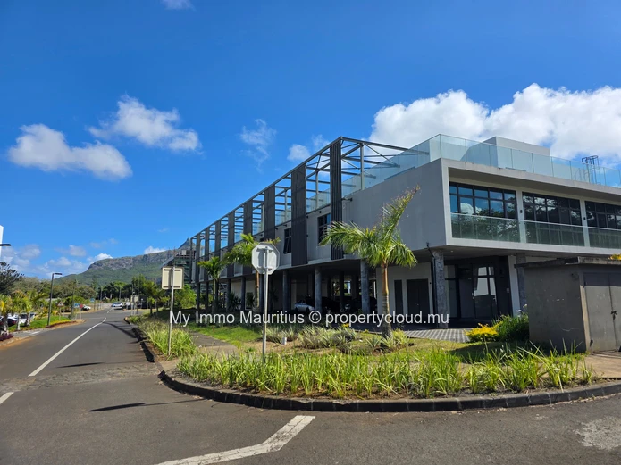 Bureau neuf à vendre – Vivea Business Park, Moka Smart City